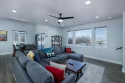 Bozeman - Sunrise Retreat - Image 3