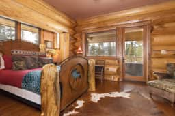 Big Sky - Moon Rider Ski Lodge - Image 5