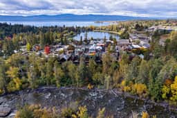 Flathead Valley - BF - Riverside Retreat - Image 2