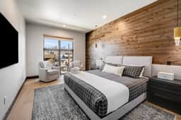 Flathead Valley - WF - Whitefish Downtown Luxury Escape - Image 4
