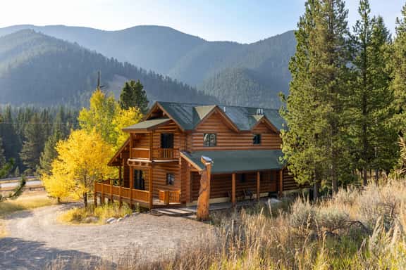 Big Sky - Riverview Lodge - Image 1