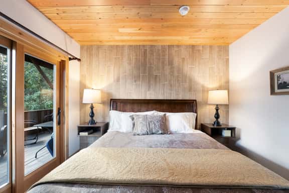 Flathead Valley - CF - Northern Lights Cabin - Image 1