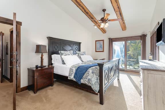 Flathead Valley - BF - Rippling Waters Retreat - Image 4