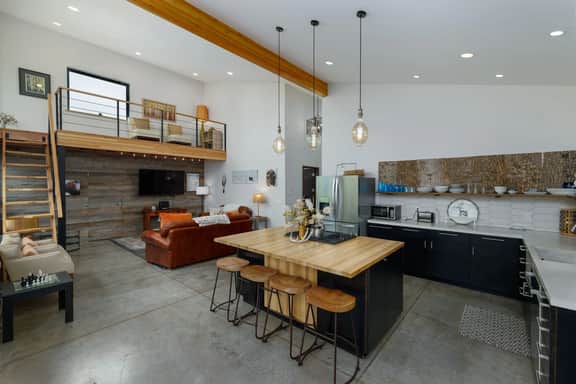 Bozeman - Riverside Luxe - Image 4