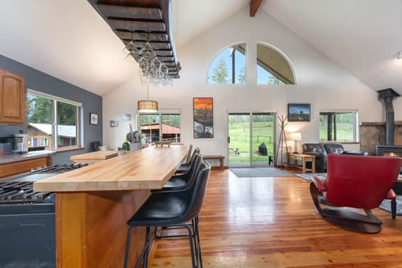 Flathead Valley - WF - Hidden Valley Rustic Retreat - Image 2