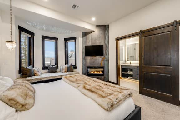 Flathead Valley - WF - Big Mountain Chalet - Image 3
