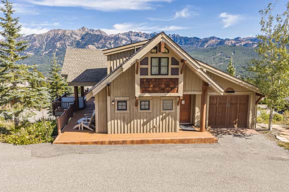 Big Sky - Cowboy Heaven - The Stone and Timber Chalet - Image 3