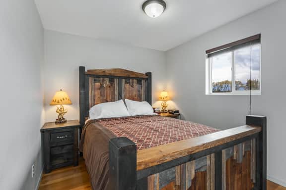 Flathead Valley - CF - Glacier Ridge Suite - Image 3