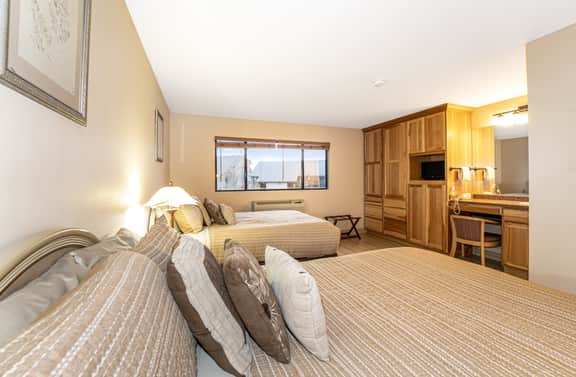 Flathead Valley - BF - Marina Cay 233 - Image 4