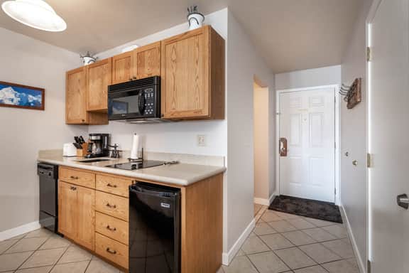 Flathead Valley - BF - Marina Cay 353 - Image 3