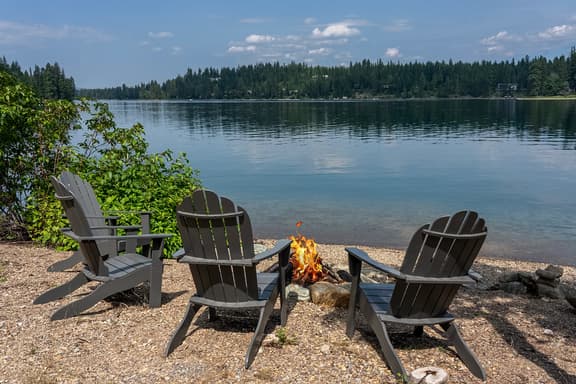 Flathead Valley - BF - Swan Lake Hideaway - Image 1