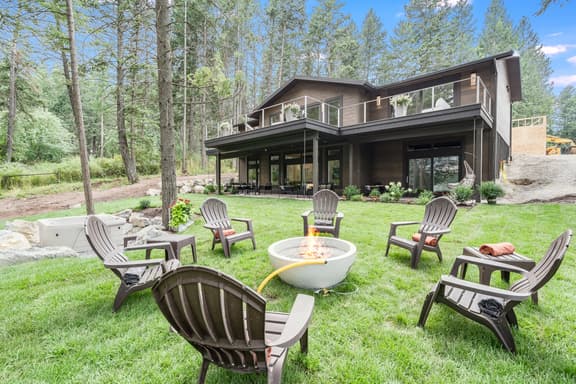 Flathead Valley - CF - Columbia Mountain Luxury Oasis - Image 1