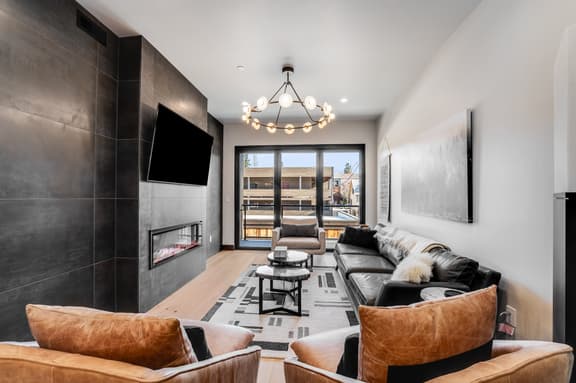 Flathead Valley - WF - Whitefish Downtown Luxury Escape - Image 1